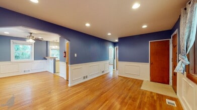 Building Photo - Fantastic Home in Fort Dupont Park! Parking and Basement Included!