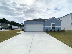 Building Photo - LIKE NEW home in a new subdivision!