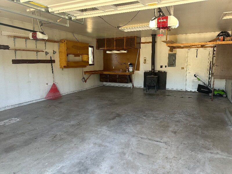 Building Photo - 1500 La Reatta Ct