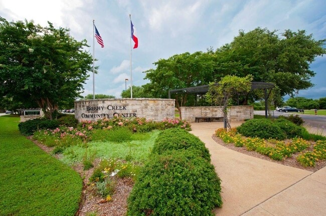 Building Photo - 8417 Cornerwood Dr