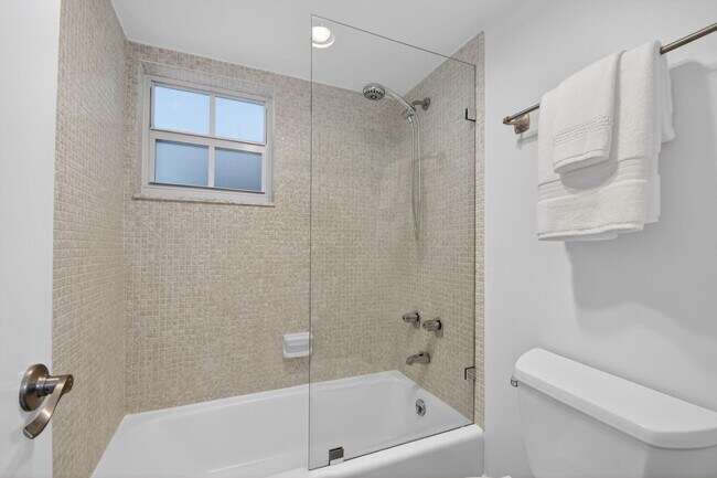 Building Photo - 1250 Sugar Sands Blvd