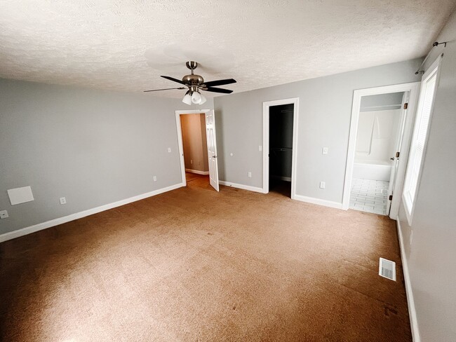 Building Photo - 295 Silver Leaf Dr NW