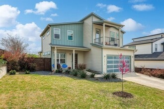 Building Photo - 7013 Boyle Dr