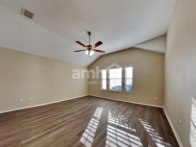 Building Photo - 1349 Illinois Ave