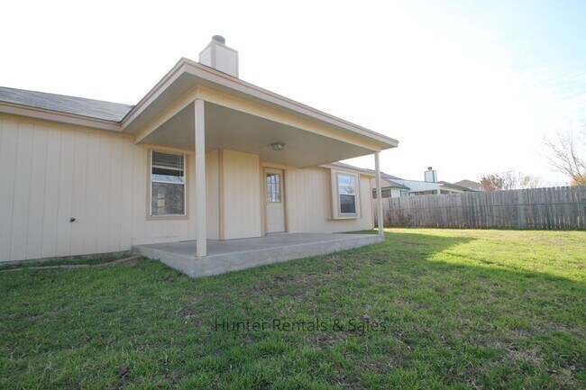 Building Photo - Southwest Killeen!