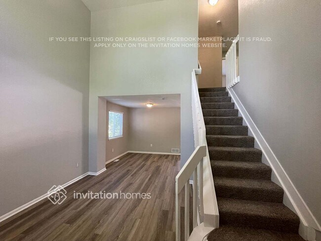 Building Photo - 4892 N Silverlace Dr