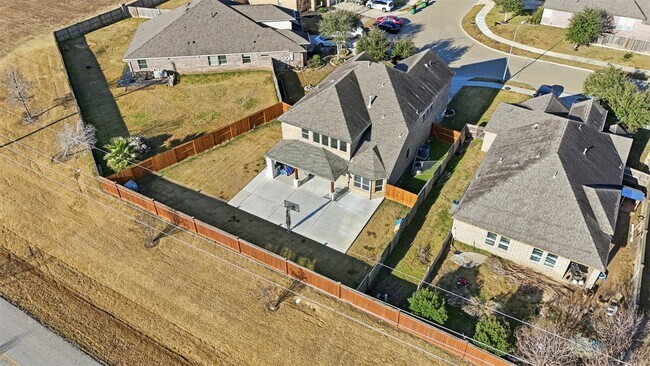 Building Photo - 2207 Silver Canyon Ln