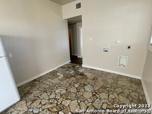 Building Photo - 102 Bailey Ave