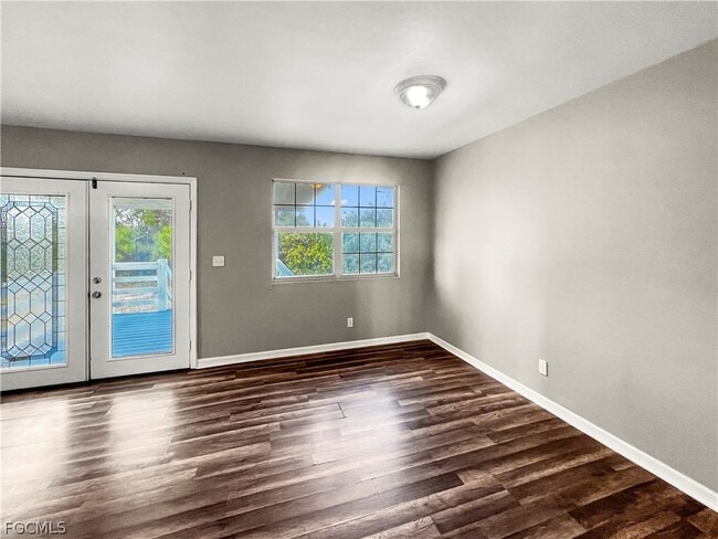 Building Photo - 849 Theodore Vail St E