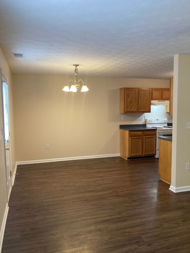 Building Photo - 109 Kestrel Ct