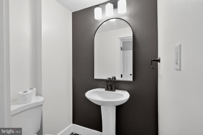 Building Photo - 1908 S Jessup St