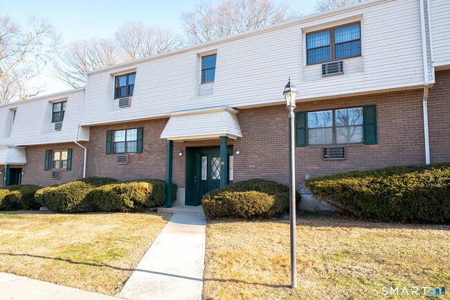 Building Photo - 38 Enid St