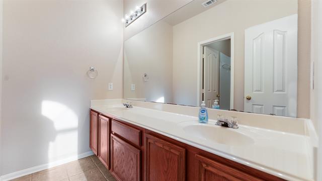 Building Photo - 6412 Stewart Blvd