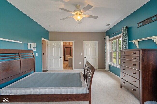Building Photo - 4320 Hamilton Way