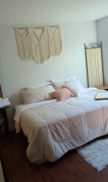 Bedroom 2 - 2244 13th Ave W