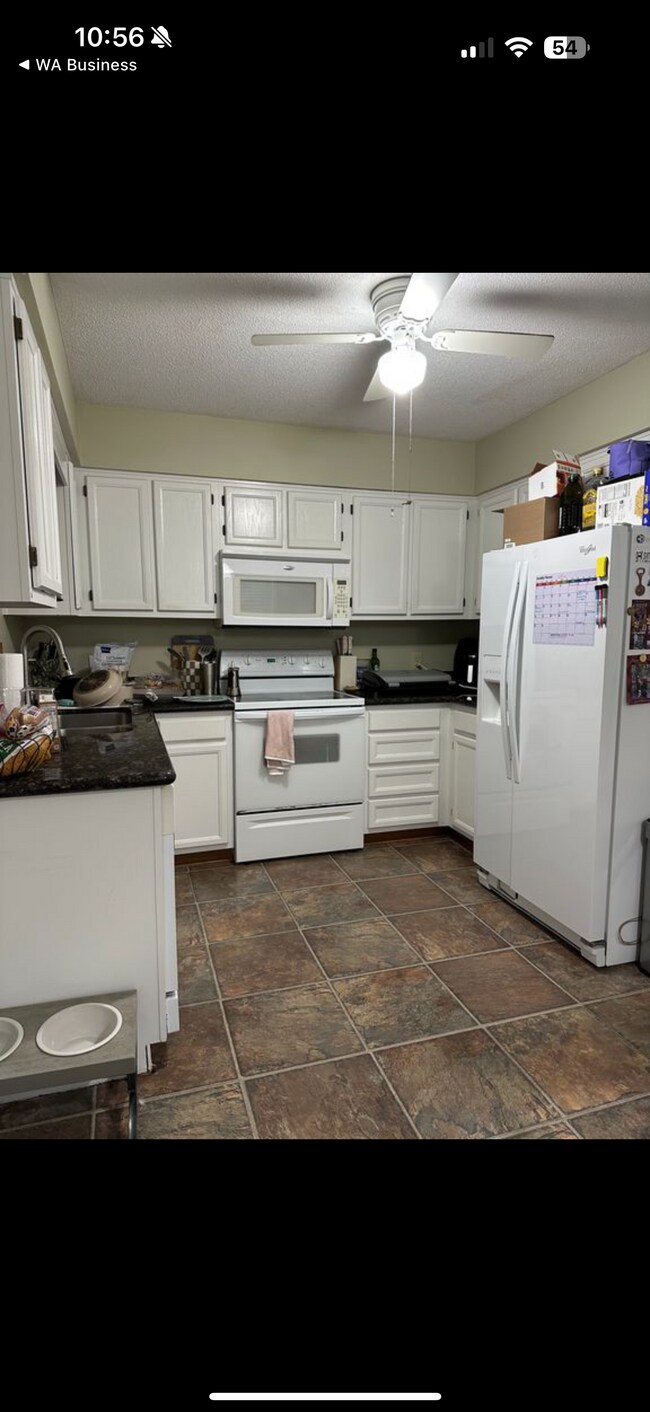 Building Photo - 4512 Emmit Dr