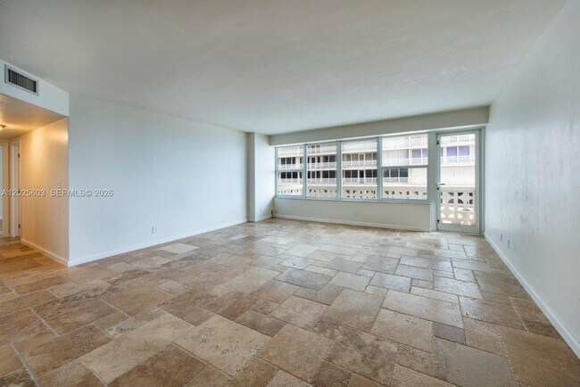 Building Photo - 4010 Galt Ocean Dr