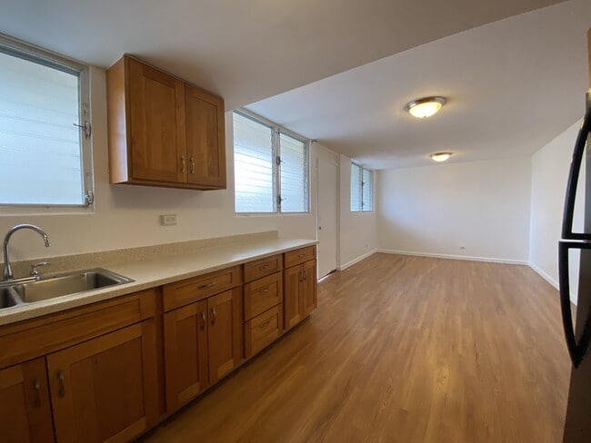 Building Photo - 2752 Kahoaloha Ln