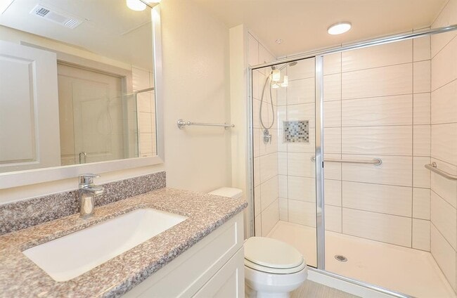 Building Photo - 6955 Turtlewood Dr