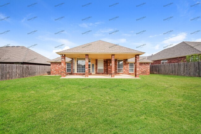 Building Photo - 2624 NW 154th St