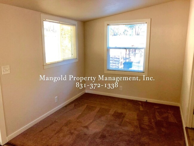 Building Photo - Charming 1-Bed 1-Bath Home with Bonus Room...