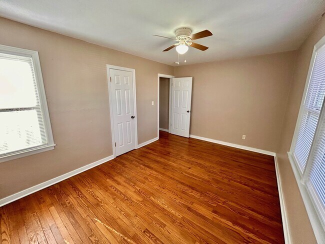 Building Photo - 2436 NW 35th St