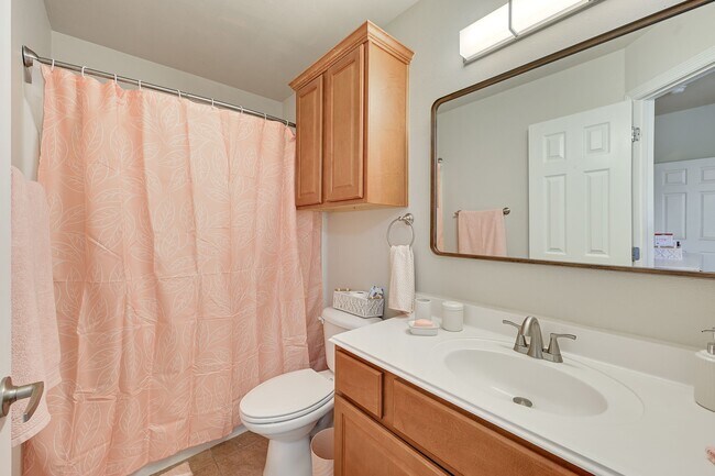 Building Photo - 305 Holleman Dr E