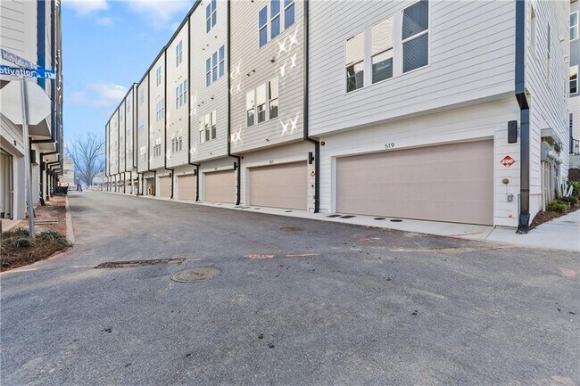 Building Photo - 517 Motivation Cir NW