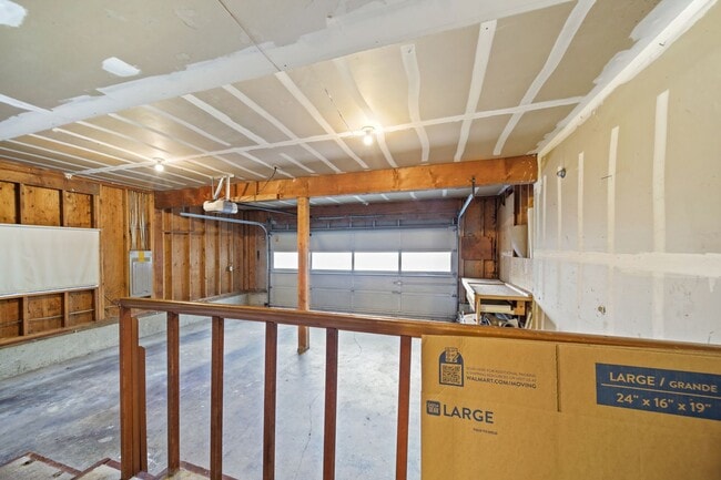 Building Photo - MOVE IN READY! Lake Forest home - 3 bedrooms - North Thurston School District