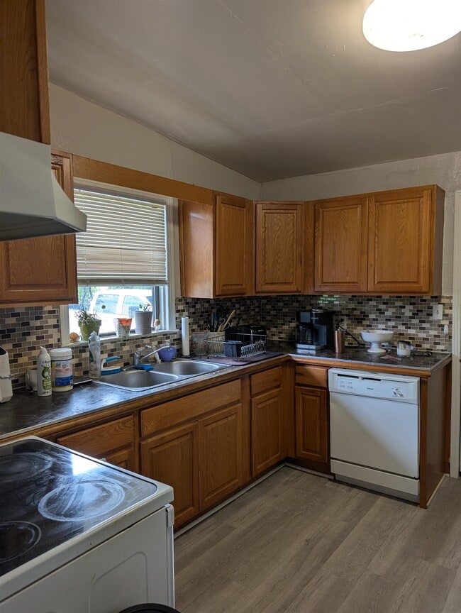 Building Photo - 1513 Atkamire Dr