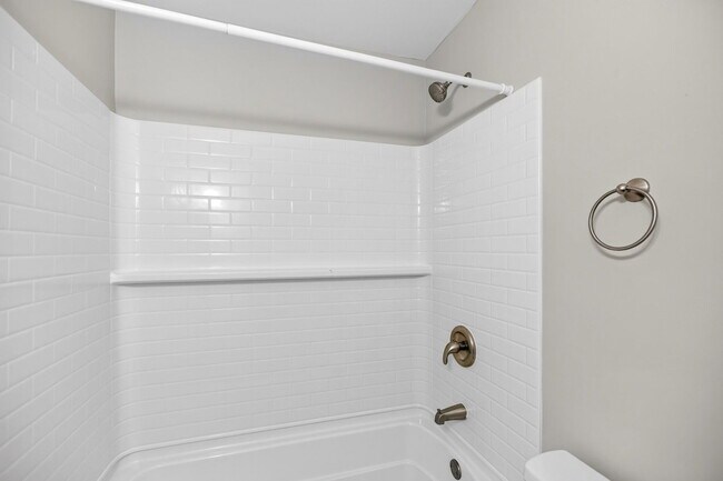 Building Photo - 6279 Lucille Dr