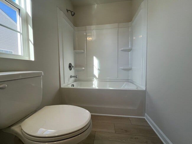 Building Photo - Brand New 3/2.5 Townhome Available In Reidville - Ready To Move In!