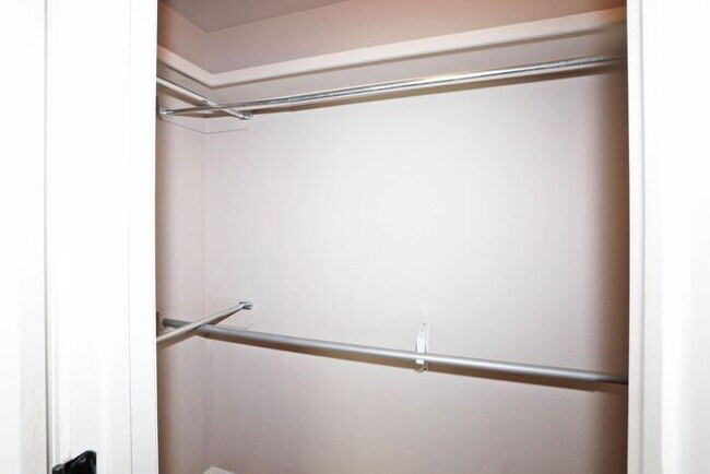 Building Photo - 8300 Irvington Ct