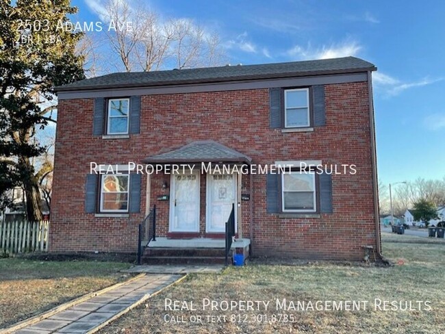 Primary Photo - Cozy 2-bedroom Duplex