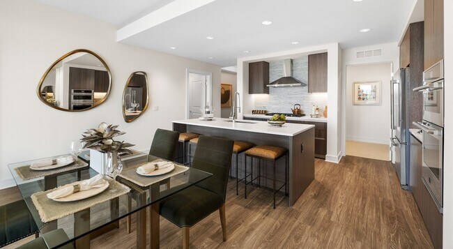 Building Photo - 6255 W Northwest Hwy