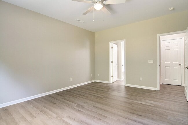 Building Photo - 1861 Cornsilk Dr