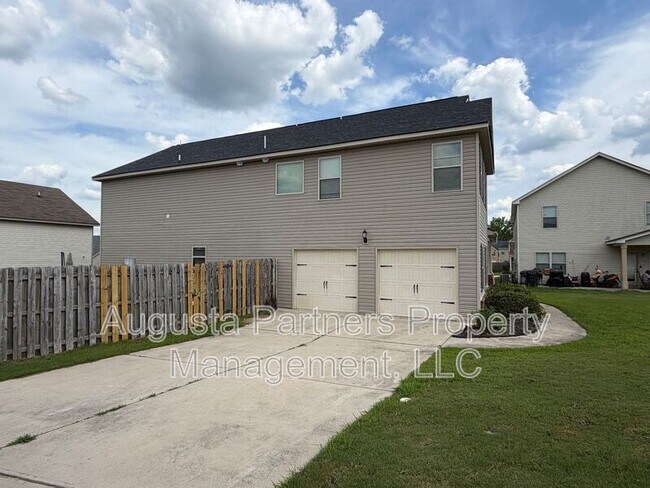 Building Photo - 3012 Burgess St
