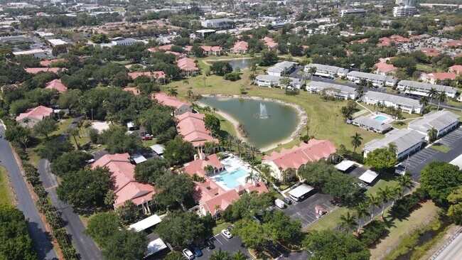 Building Photo - Venetian Palms 12640-1911