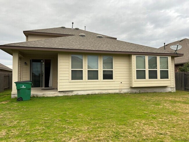 Building Photo - 19301 Bridie Path