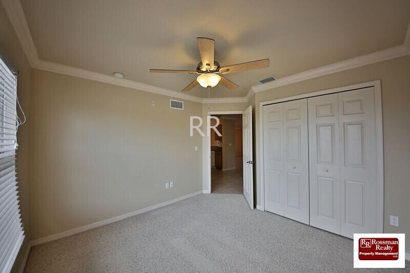 Building Photo - Santa Barbara Villas