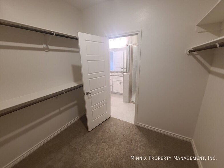 Building Photo - 5308 Kilyn Ct