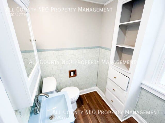 Building Photo - 3500 W 135th St