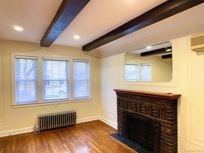 Building Photo - 48-43 44th St