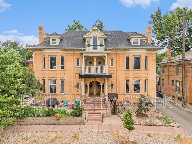 Building Photo - 2124 E 17th Ave