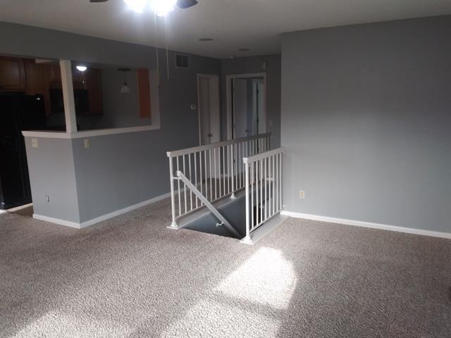 Building Photo - 1450 S Webb Rd