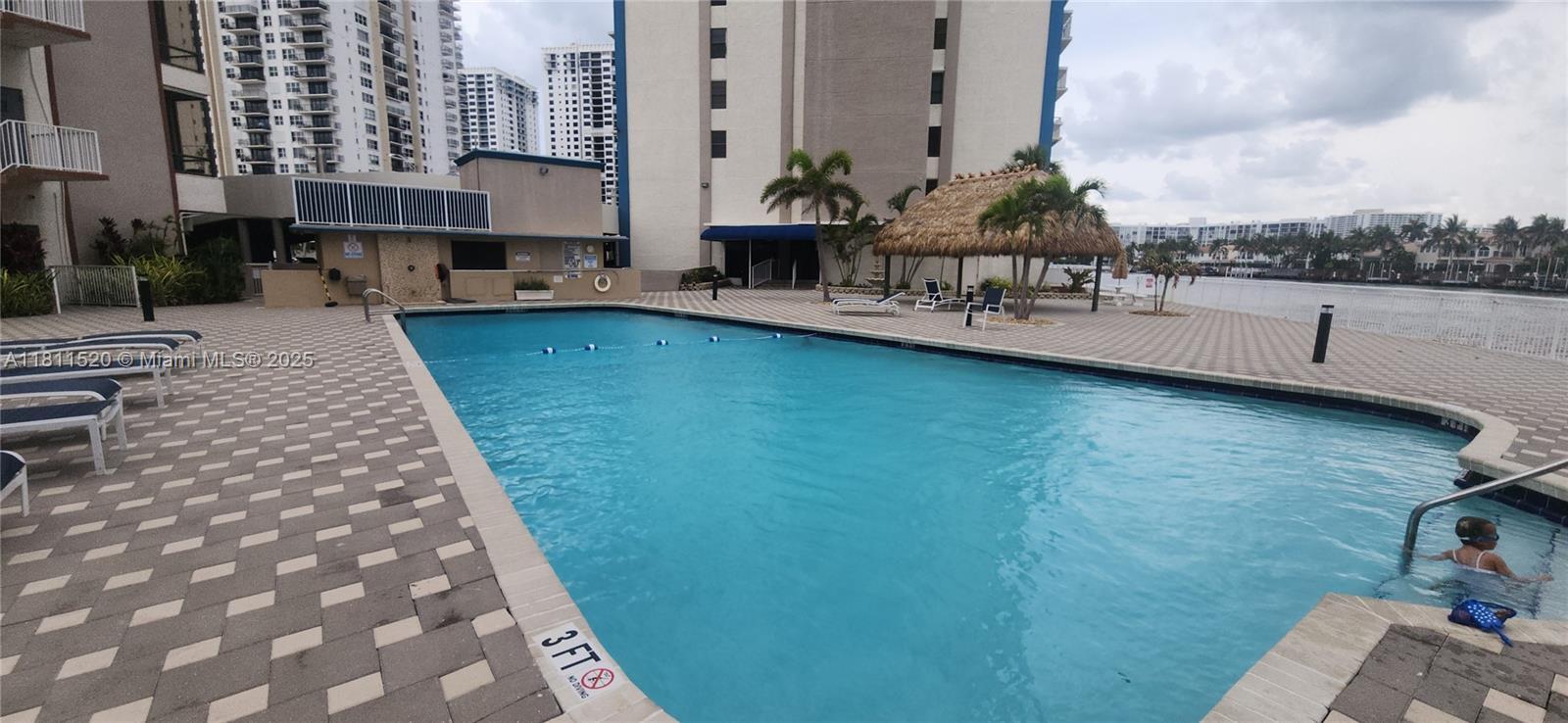 Building Photo - 1600 S Ocean Dr