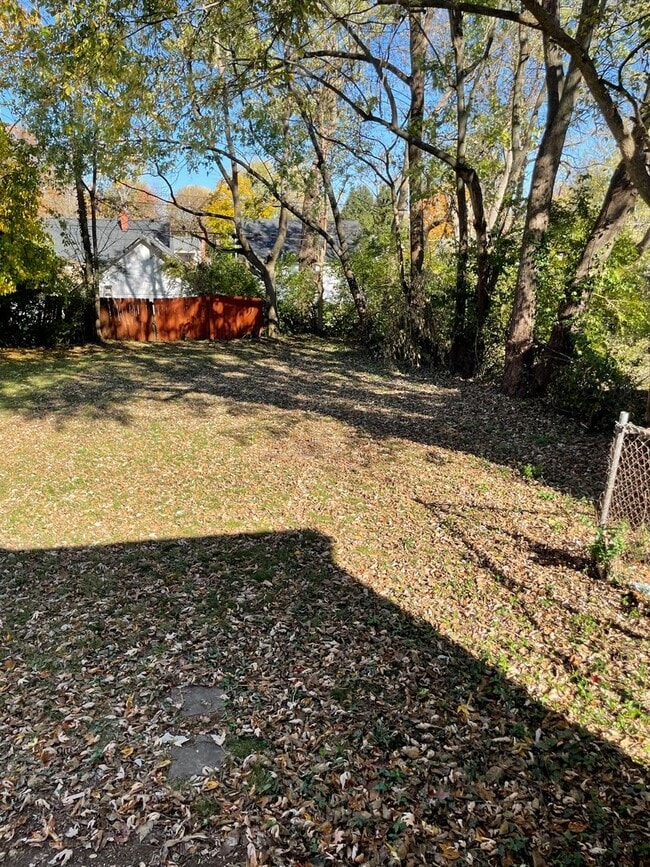 Building Photo - Newly Renovated Just For You! 3 Beds/1 Bath