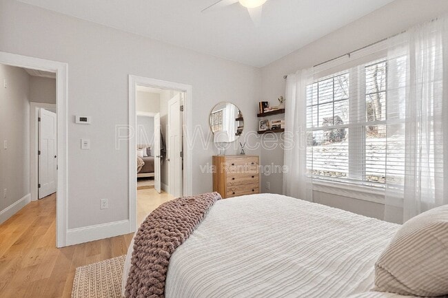 Building Photo - 57 Old Brook Rd