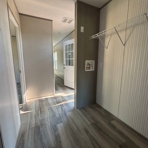 Building Photo - 100 Wren Dr