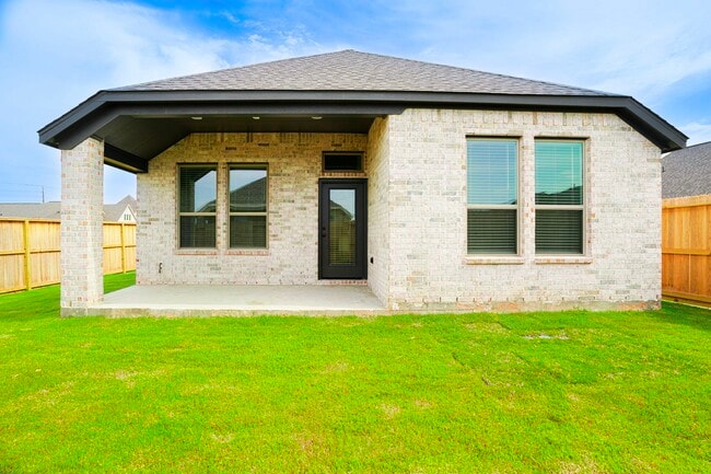 Building Photo - 30902 Evening Skye Dr